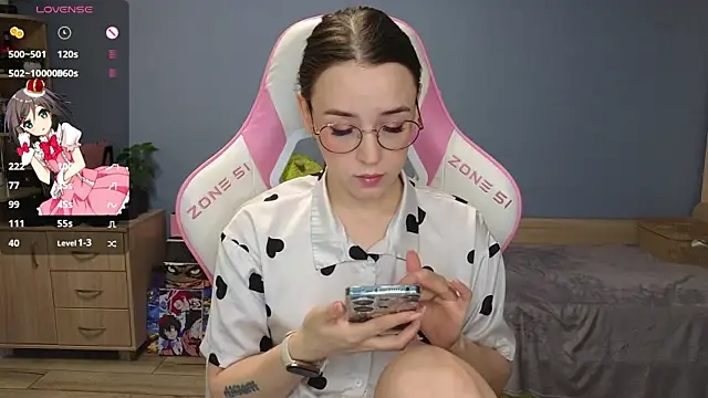 Sweet frosti online show from December 31, 2024, 3:12 am