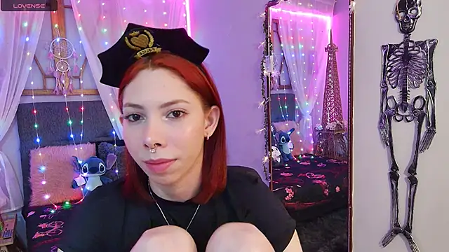 laura olssen online show from February 12, 2025, 12:44 pm