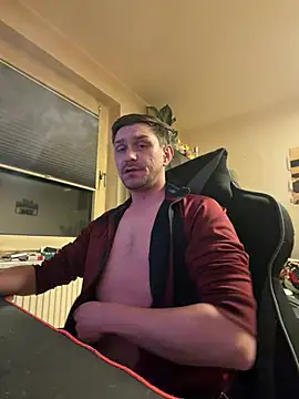 Shaiiboy online show from March 8, 2026, 4:27 am