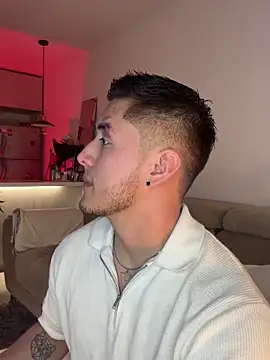 Snapshot of Chriskyle_ chatting on March 12, 2025, 11:12 pm Chriskyle  online show from March 12, 2025, 11:12 pm