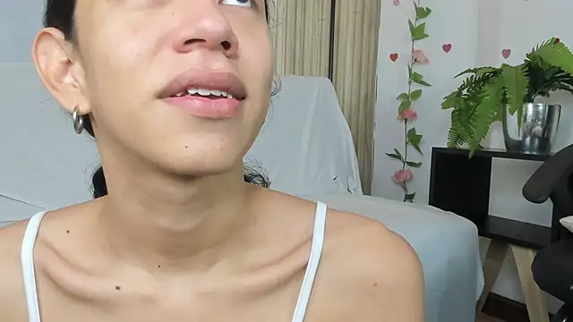 AdammClark1 online show from February 18, 2025, 8:47 pm