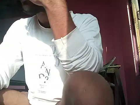 Snapshot of damsexy4 chatting on October 17, 2025, 2:26 am damsexy4 online show from October 17, 2025, 2:26 am