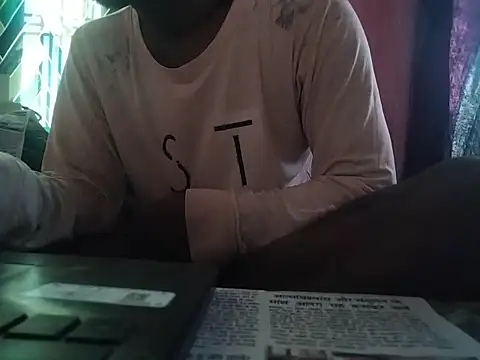 Snapshot of damsexy4 chatting on March 21, 2026, 3:33 am damsexy4 online show from March 21, 2026, 3:33 am