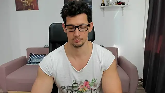 BrutusK08 online show from January 17, 2025, 9:06 am