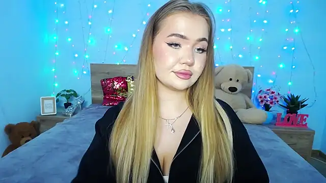 StacyYellig online show from January 15, 2025, 2:06 am