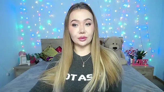 StacyYellig online show from January 26, 2025, 2:35 am