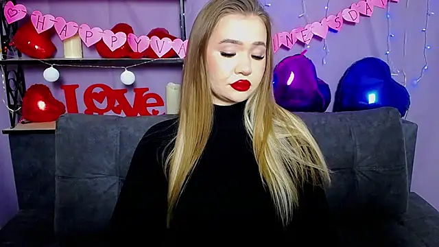 StacyYellig online show from February 14, 2025, 6:23 am