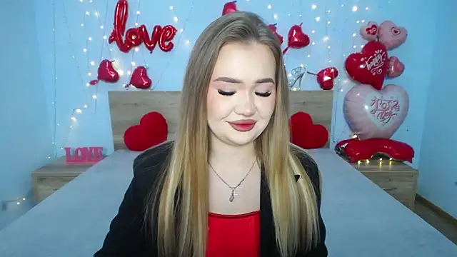 StacyYellig online show from February 14, 2025, 9:10 pm