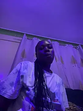 Snapshot of _BLVCKGIRL_SHERIF chatting on February 13, 2026, 5:53 pm BLVCKGIRL SHERIF online show from February 13, 2026, 5:53 pm