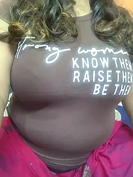 CUTE SOPHIA- online show from February 21, 2025, 1:00 pm