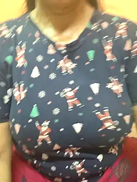 CUTE SOPHIA- online show from May 15, 2026, 2:18 am