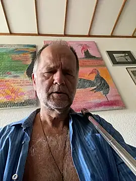 artXhibitor online show from May 16, 2026, 6:21 am