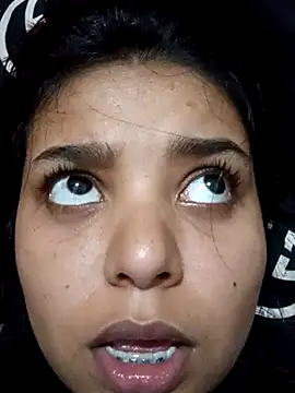 stefanie010 online show from February 26, 2026, 5:56 pm