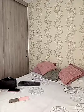 Bella Fior online show from December 20, 2025, 11:23 pm