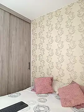 Bella Fior online show from January 31, 2026, 11:25 pm