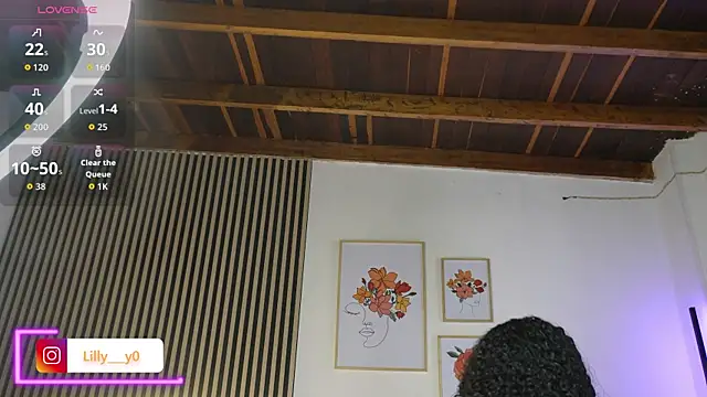 LillyDolls23 online show from November 22, 2025, 12:48 pm