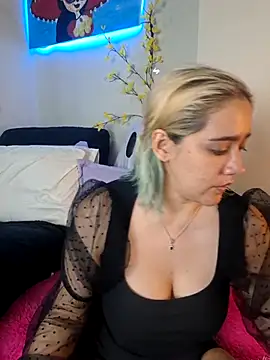 NaomiShimizu online show from October 3, 2025, 9:12 pm