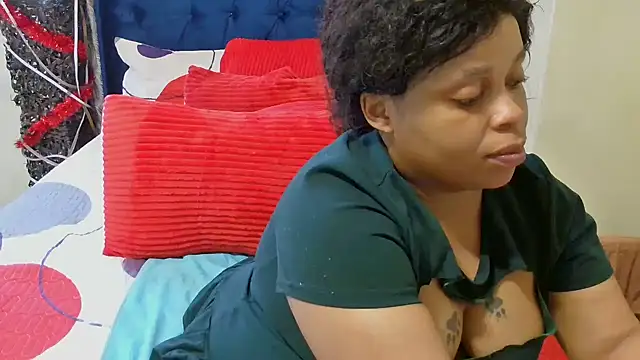 THESHORTQUEEN online show from January 8, 2026, 10:17 am