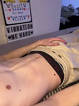 secret dream415 online show from March 12, 2025, 2:34 pm