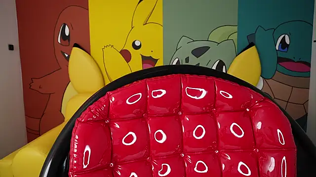 miss  pamela online show from November 11, 2025, 6:08 pm