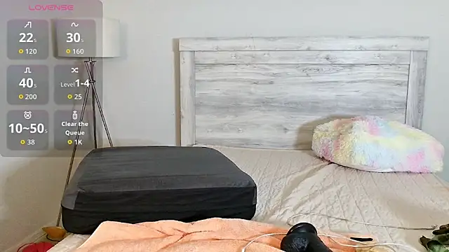 Snapshot of Carmen_Cream chatting on February 14, 2026, 6:59 pm Carmen Cream online show from February 14, 2026, 6:59 pm