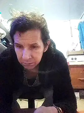 Cameron puppy online show from March 13, 2025, 11:16 pm