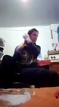 Cameron puppy online show from March 19, 2025, 12:23 pm