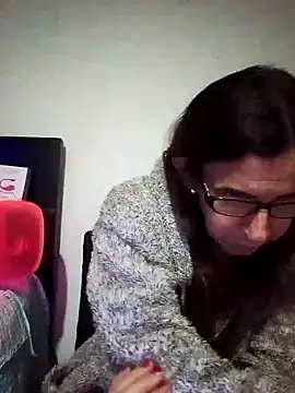 Cameron puppy online show from September 9, 2025, 3:06 am