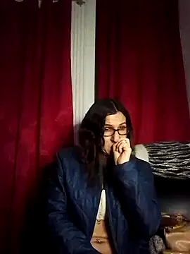 Cameron puppy online show from September 19, 2025, 3:52 am