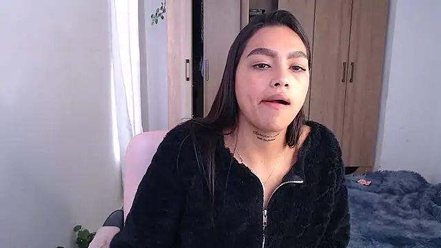 Snapshot of fairylatin222 chatting on March 5, 2025, 8:42 pm fairylatin222 online show from March 5, 2025, 8:42 pm