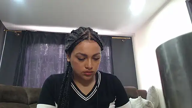 fairylatin222 online show from January 7, 2026, 8:44 pm