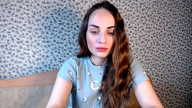 Tinadream20 online show from February 13, 2026, 6:53 am