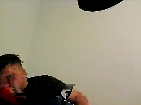 Snapshot of Vicio74@xh chatting on March 17, 2025, 10:28 pm Vicio74xh online show from March 17, 2025, 10:28 pm