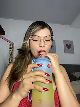 IamCloe online show from December 9, 2024, 9:16 pm