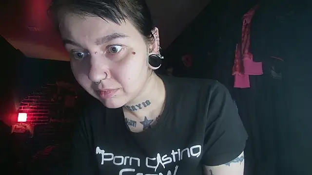 MoorderxDoll online show from March 16, 2025, 9:16 pm