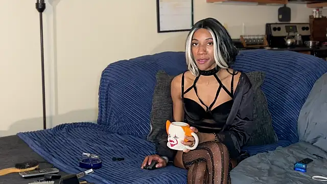 cutiesigh online show from September 21, 2025, 7:10 am