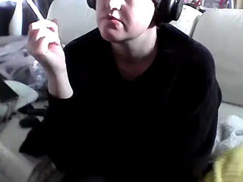 Snapshot of DragoneSFR chatting on January 26, 2025, 9:19 am DragoneSFR online show from January 26, 2025, 9:19 am