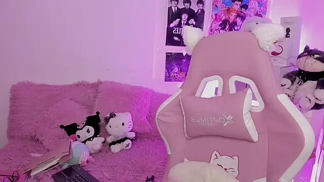 Sachi Meow online show from December 22, 2025, 5:21 pm