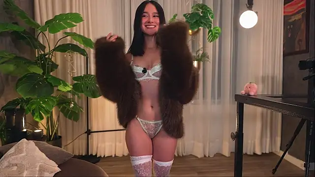 Miss beee online show from November 26, 2025, 12:00 am