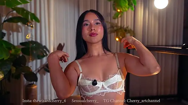 Miss beee online show from January 11, 2026, 11:32 pm