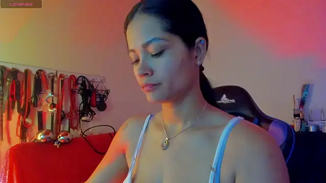 scarlet-kennedy98 online show from January 15, 2026, 6:00 pm