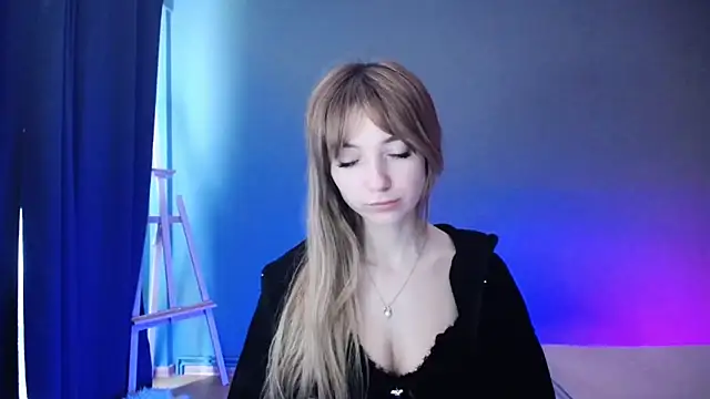 LuciaYoung online show from March 8, 2025, 6:32 am