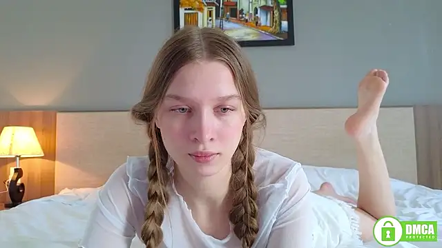 CutieBeauty online show from March 15, 2026, 3:56 am