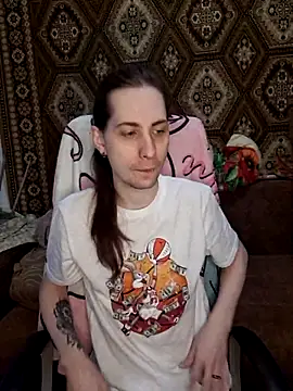 Nikki Sandy online show from February 28, 2025, 5:04 am