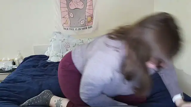 franceska blue online show from February 5, 2025, 8:57 pm