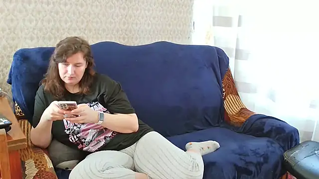 franceska blue online show from October 30, 2025, 10:16 am