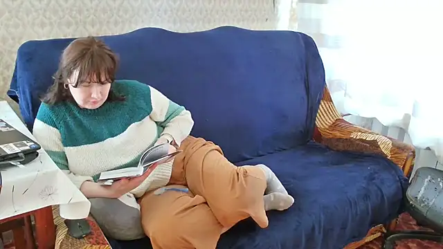 franceska blue online show from March 4, 2026, 10:10 am