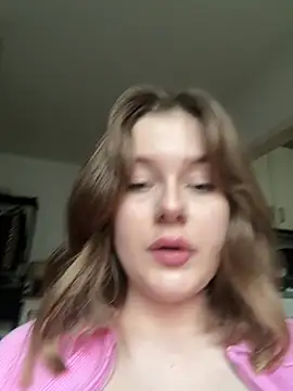 MaribelRiver online show from March 17, 2025, 5:05 pm