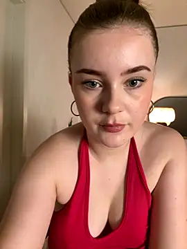 MaribelRiver online show from September 10, 2025, 7:36 pm