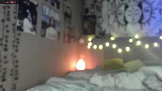 Anisawithlove online show from February 19, 2025, 3:38 pm